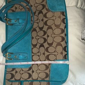 Lightly worn Coach bag 14x8